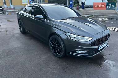 Седан Ford Fusion 2016 в 