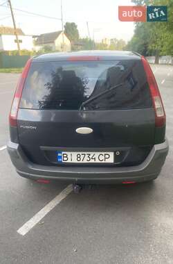 Хэтчбек Ford Fusion 2008 в 