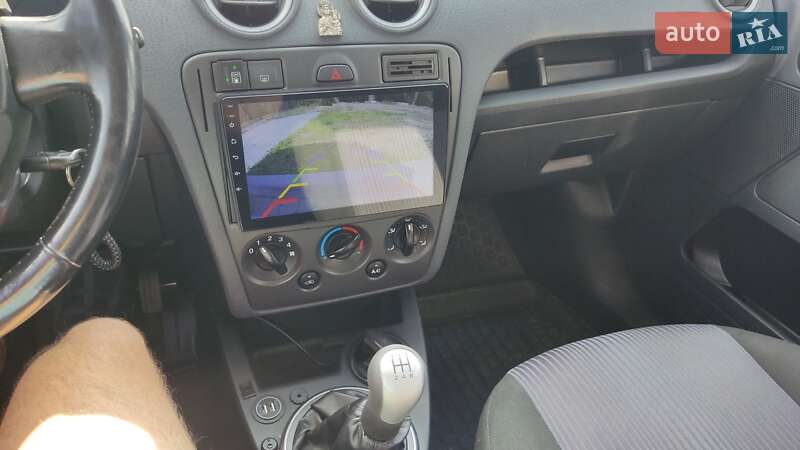 Хэтчбек Ford Fusion 2010 в Ирпене