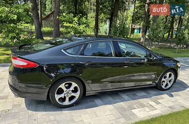 Седан Ford Fusion 2014 в 