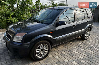 Хэтчбек Ford Fusion 2006 в 