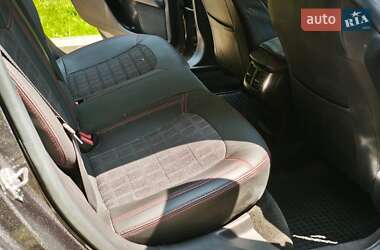 Седан Ford Fusion 2015 в 