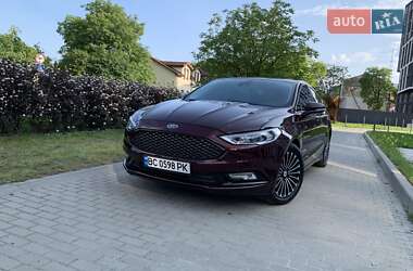 Седан Ford Fusion 2016 в Львові