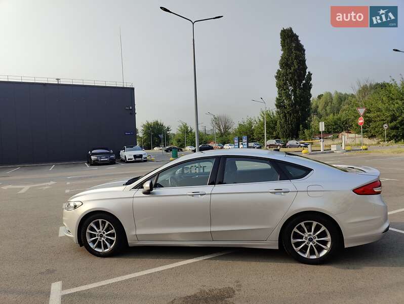 Седан Ford Fusion 2016 в Киеве фото 10 Седан Ford Fusion 2016 в Киеве