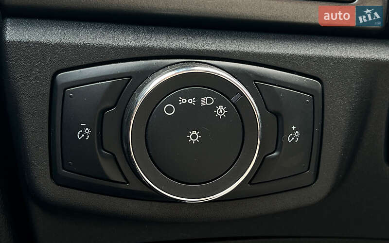 Седан Ford Fusion 2015 в Львове