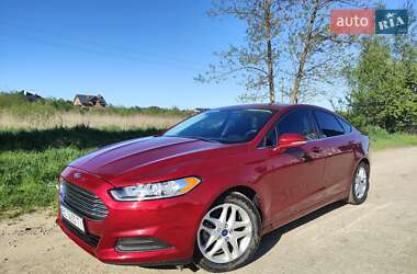 Седан Ford Fusion 2015 в Дрогобичі