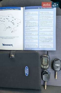 Хэтчбек Ford Fusion 2010 в 