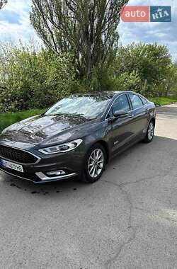 Седан Ford Fusion 2018 в 