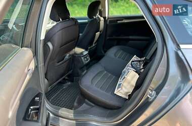 Седан Ford Fusion 2014 в 