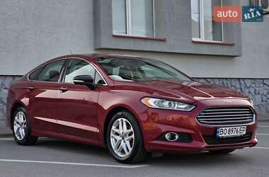 Седан Ford Fusion 2013 в 