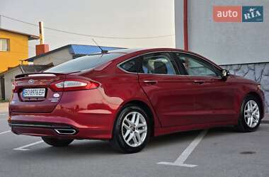 Седан Ford Fusion 2013 в 