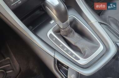 Седан Ford Fusion 2013 в 