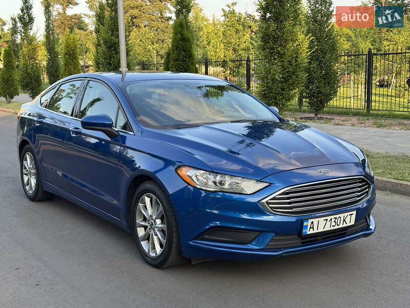 Седан Ford Fusion 2017 в 