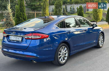 Седан Ford Fusion 2017 в 
