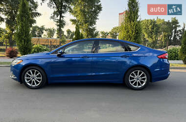 Седан Ford Fusion 2017 в 