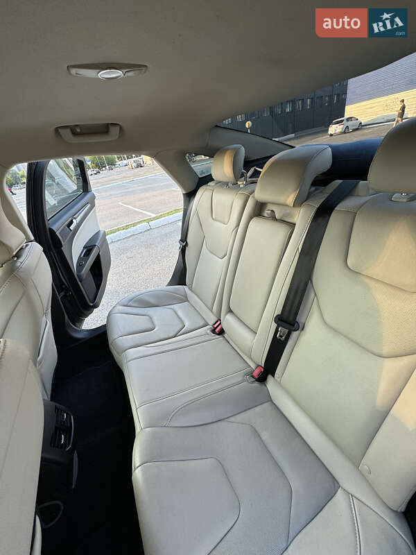 Седан Ford Fusion 2016 в Києві