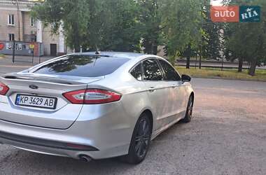 Седан Ford Fusion 2015 в 
