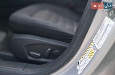Седан Ford Fusion 2015 в 