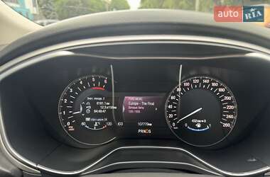 Седан Ford Fusion 2015 в 