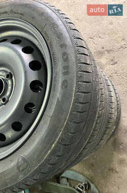 Хэтчбек Ford Fusion 2011 в 
