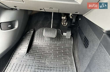 Хэтчбек Ford Fusion 2005 в 