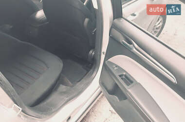 Седан Ford Fusion 2015 в 