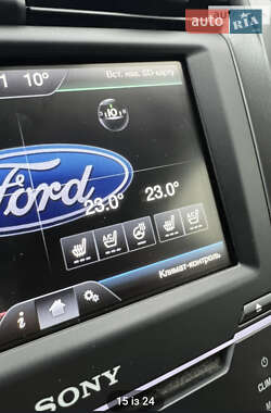Седан Ford Fusion 2014 в 