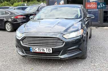 Седан Ford Fusion 2015 в 