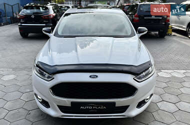 Седан Ford Fusion 2016 в 