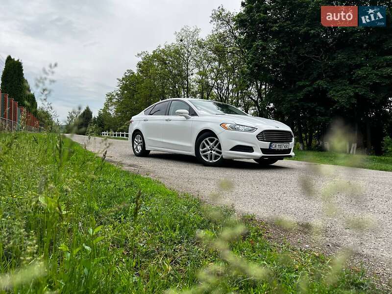 Седан Ford Fusion 2014 в Корсуне-Шевченковском