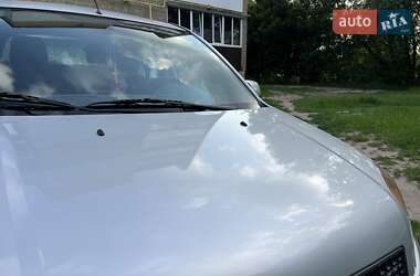 Хэтчбек Ford Fusion 2011 в 