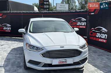 Седан Ford Fusion 2018 в 