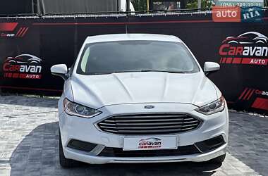Седан Ford Fusion 2018 в 