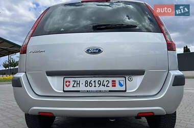 Хэтчбек Ford Fusion 2007 в 