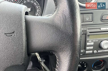 Хэтчбек Ford Fusion 2007 в 