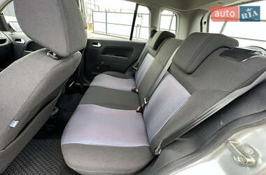 Хэтчбек Ford Fusion 2007 в 