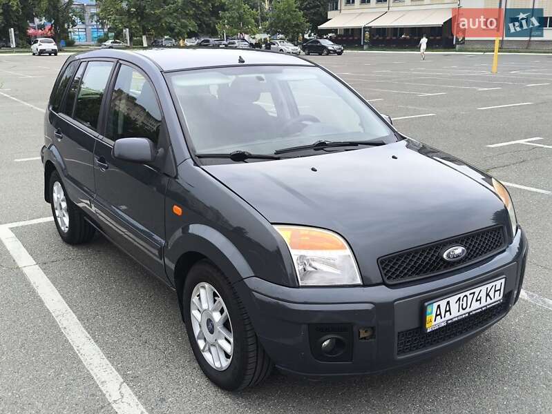 Хэтчбек Ford Fusion 2010 в Броварах фото Хэтчбек Ford Fusion 2010 в Броварах