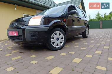 Хэтчбек Ford Fusion 2008 в 