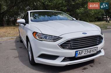 Седан Ford Fusion 2018 в 