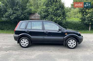 Хетчбек Ford Fusion 2008 в 