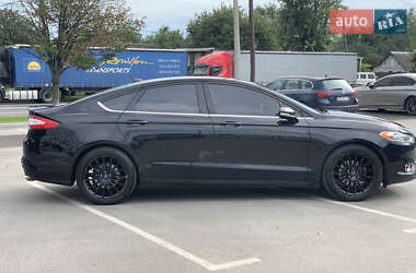 Седан Ford Fusion 2015 в 