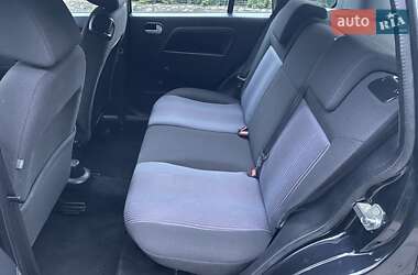 Хетчбек Ford Fusion 2008 в 