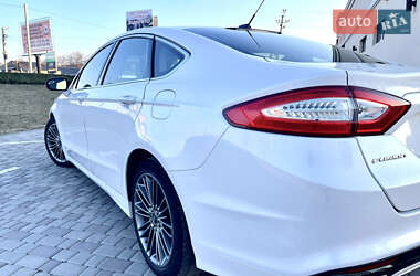 Седан Ford Fusion 2014 в 