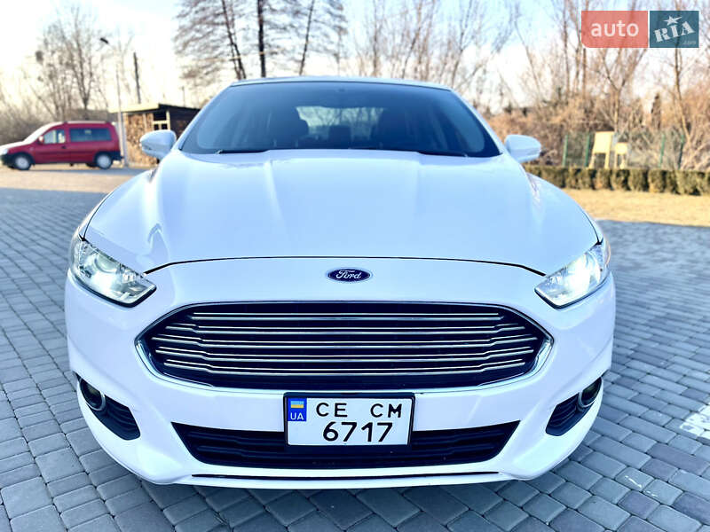 Седан Ford Fusion 2014 в Черновцах