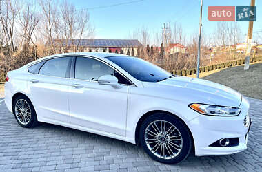 Седан Ford Fusion 2014 в 
