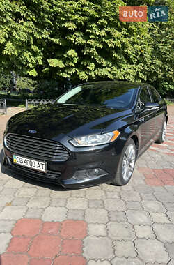 Седан Ford Fusion 2015 в 