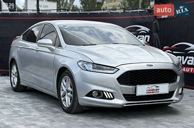 Седан Ford Fusion 2016 в Дніпрі