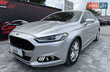 Седан Ford Fusion 2016 в 
