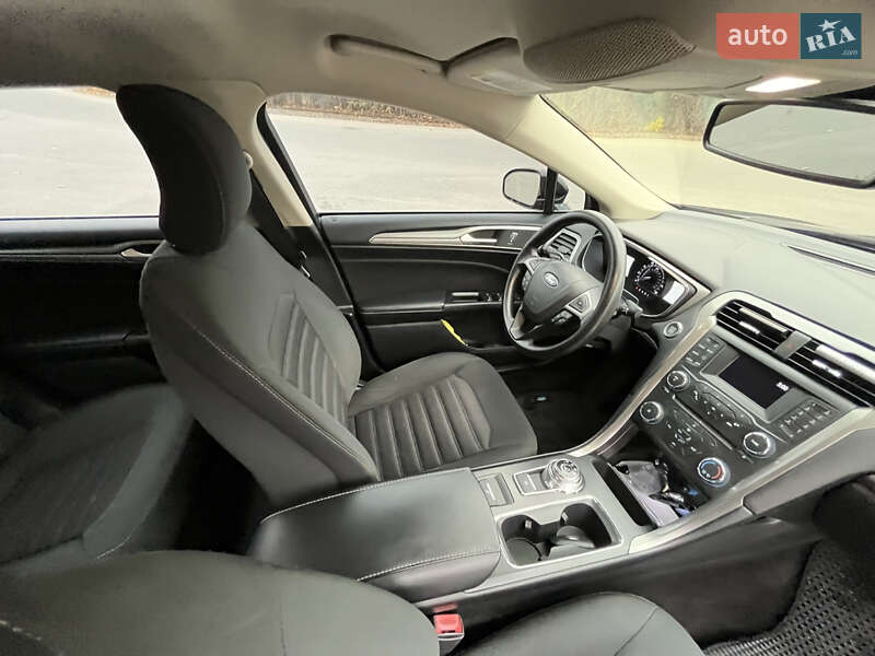 Седан Ford Fusion 2017 в Днепре