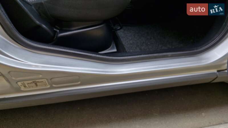 Хэтчбек Ford Fusion 2008 в Чернигове фото 23 Хэтчбек Ford Fusion 2008 в Чернигове